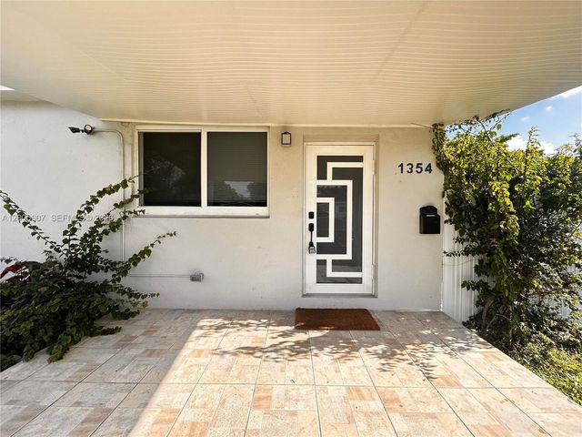 1354 NW 69th St 0, Miami, FL 33147