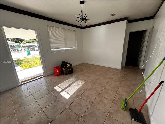 1354 NW 69th St 0, Miami, FL 33147