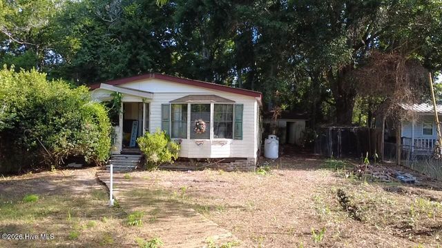 1244 Ann Street SW, Supply, NC 28462