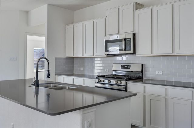 21409 Wilmiller LN, Pflugerville, TX 78660
