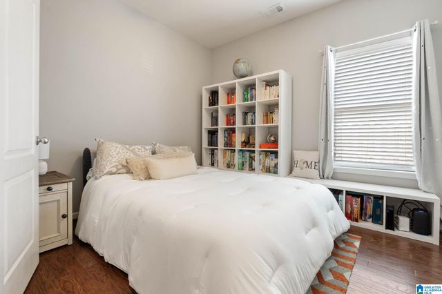 6766 SOUTHERN TRACE CIRCLE, Leeds, AL 35094