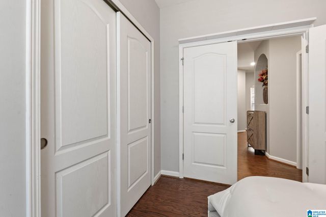 6766 SOUTHERN TRACE CIRCLE, Leeds, AL 35094