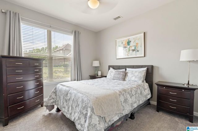 6766 SOUTHERN TRACE CIRCLE, Leeds, AL 35094