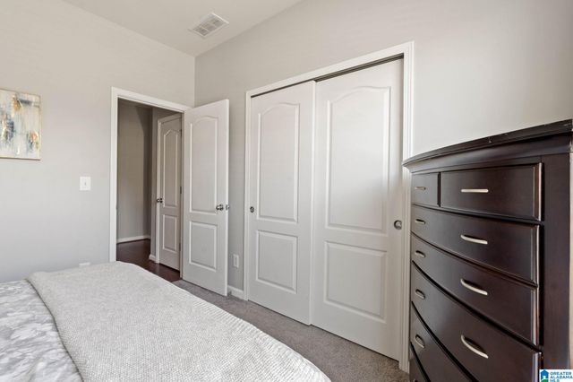 6766 SOUTHERN TRACE CIRCLE, Leeds, AL 35094