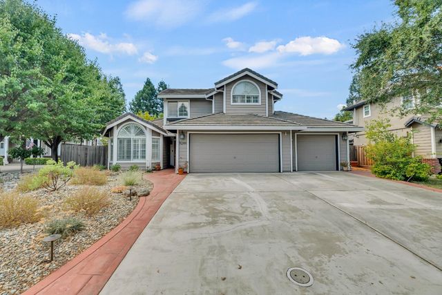9244 Rancho Dr, Elk Grove, CA 95624