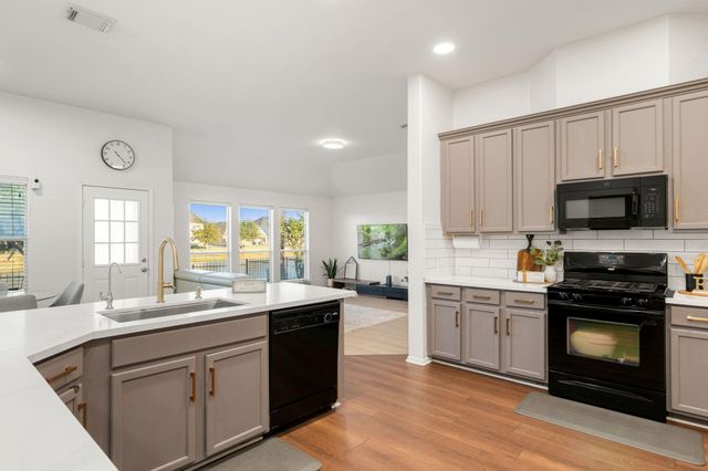 1903 Lantana Spring Lane, Pearland, TX 77581