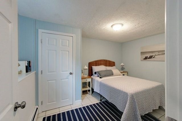 46 Allston Avenue, Middletown, RI 02842