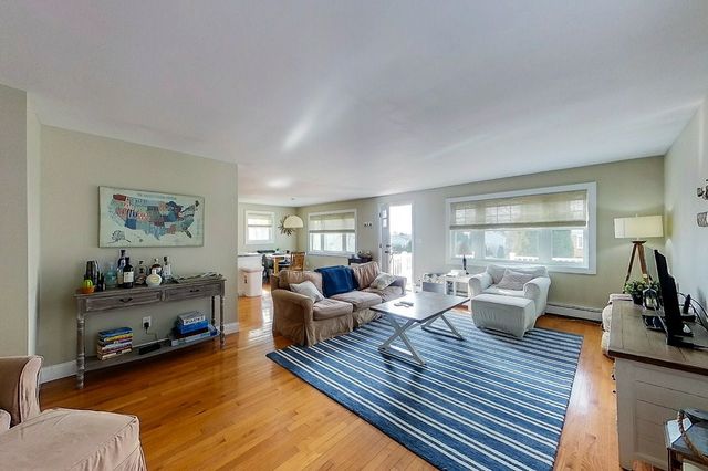 46 Allston Avenue, Middletown, RI 02842