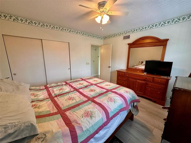 2460 FRANCISCAN DRIVE 76, Clearwater, FL 33763