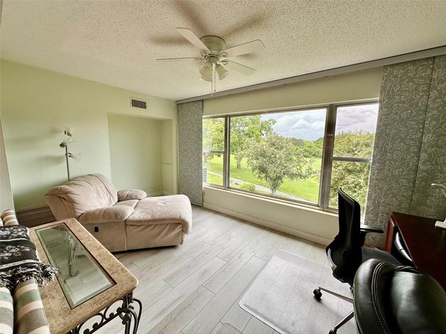 2460 FRANCISCAN DRIVE 76, Clearwater, FL 33763