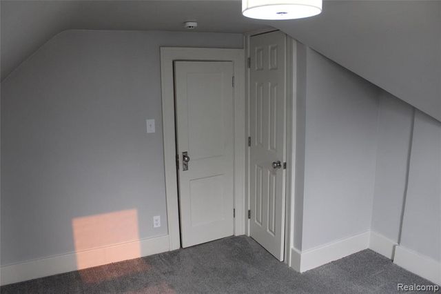 1552 Brys Drive, Grosse Pointe, MI 48236