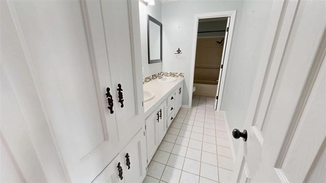 2730 Scarlett Drive, Lake Charles, LA 70611