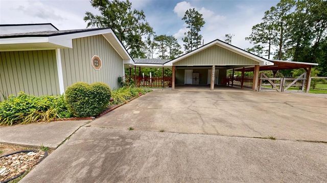 2730 Scarlett Drive, Lake Charles, LA 70611