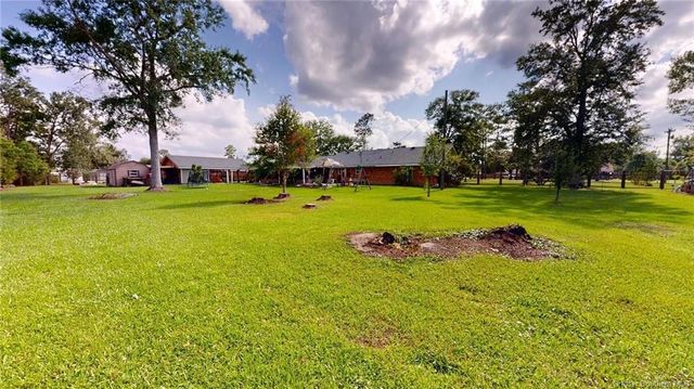 2730 Scarlett Drive, Lake Charles, LA 70611