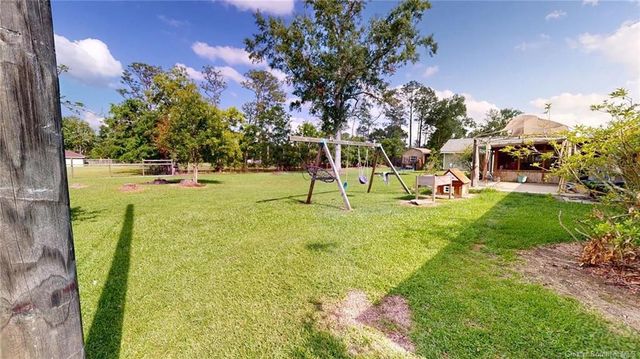 2730 Scarlett Drive, Lake Charles, LA 70611