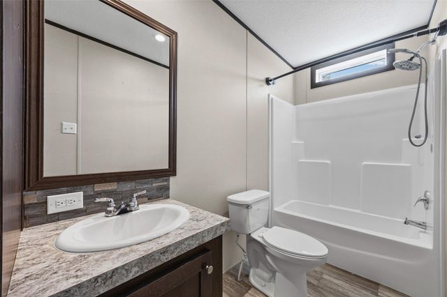 5101 County Road 252, Bertram, TX 78605