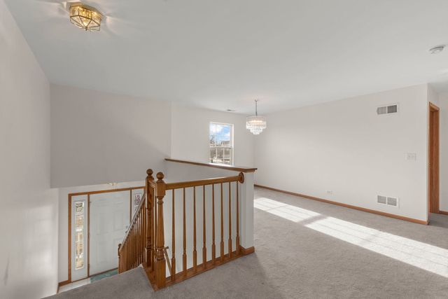 2612 Loren Lane 2612, Algonquin, IL 60102