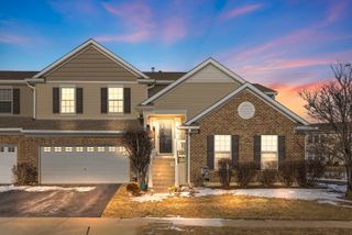 2612 Loren Lane 2612, Algonquin, IL 60102