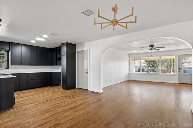 3136 S Toledo Avenue, Tulsa, OK 74135