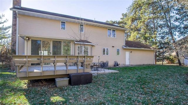 3335 Westover Lane, Eau Claire, WI 54701