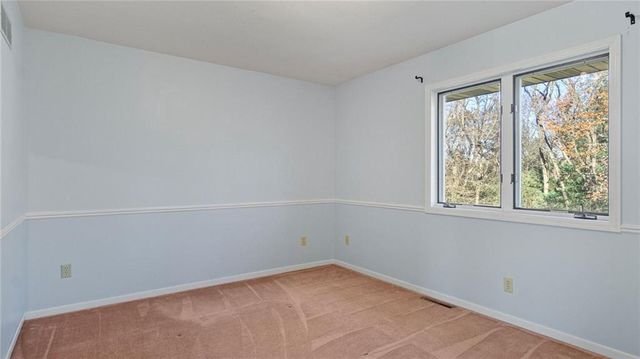 3335 Westover Lane, Eau Claire, WI 54701