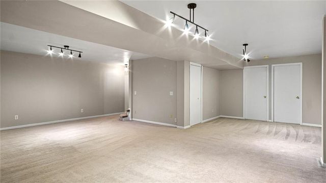 3335 Westover Lane, Eau Claire, WI 54701