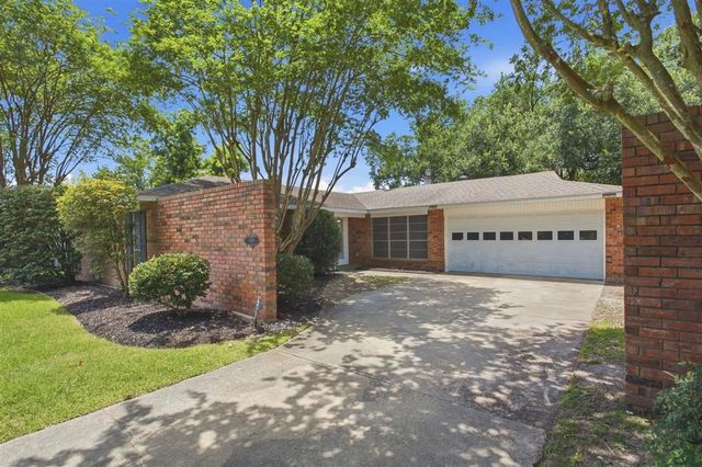 4506 Highland Drive, Lake Charles, LA 70605