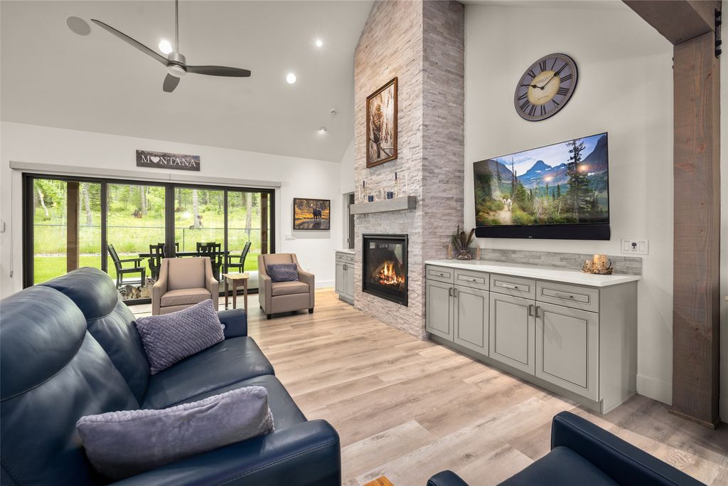 Image 10 of property listing at 258 Soaring Eagle Drive, Whitefish, MT 59937