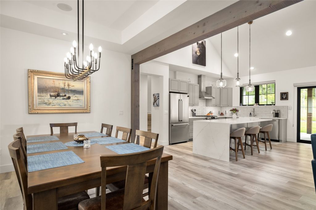 Image 19 of property listing at 258 Soaring Eagle Drive, Whitefish, MT 59937