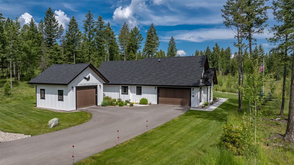 Image 2 of property listing at 258 Soaring Eagle Drive, Whitefish, MT 59937