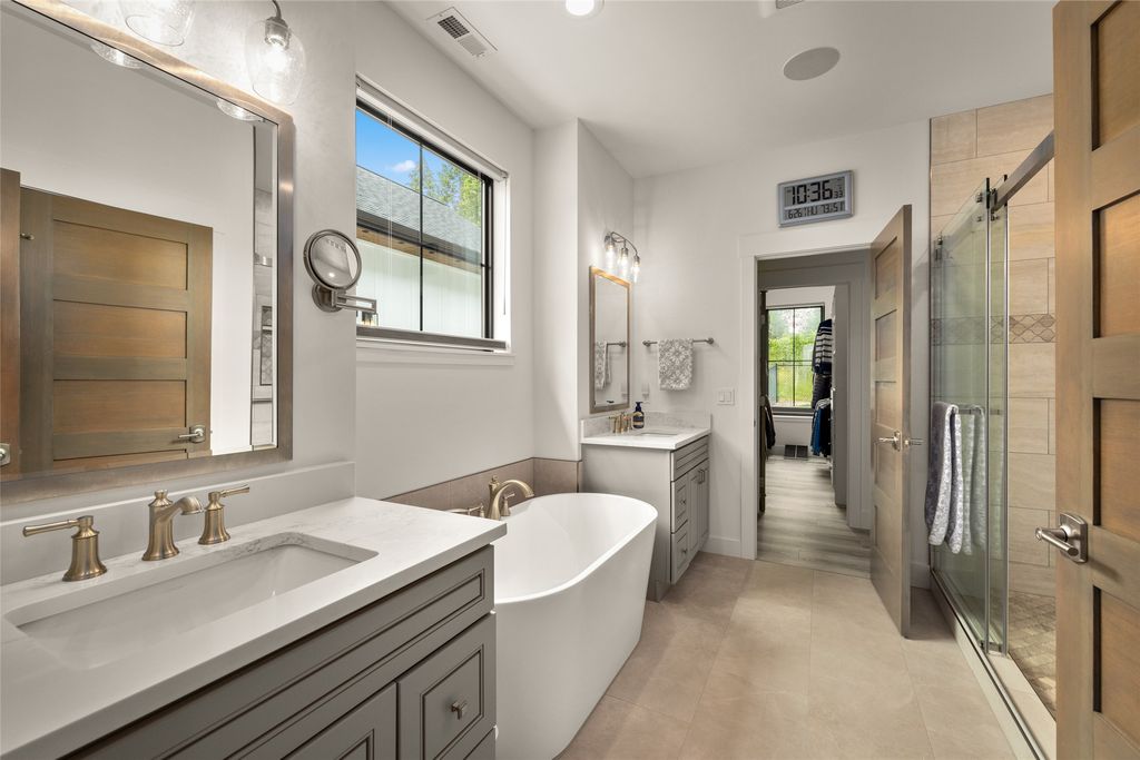 Image 23 of property listing at 258 Soaring Eagle Drive, Whitefish, MT 59937