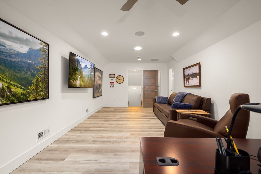 Image 42 of property listing at 258 Soaring Eagle Drive, Whitefish, MT 59937