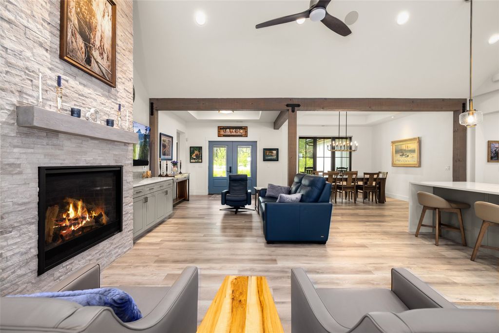 Image 7 of property listing at 258 Soaring Eagle Drive, Whitefish, MT 59937