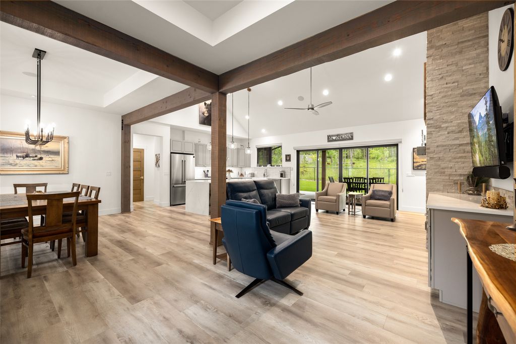Image 9 of property listing at 258 Soaring Eagle Drive, Whitefish, MT 59937