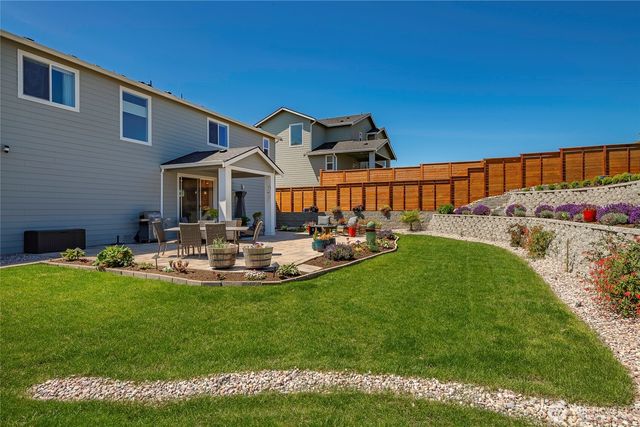 5436 Lonicera Drive, Blaine, WA 98230