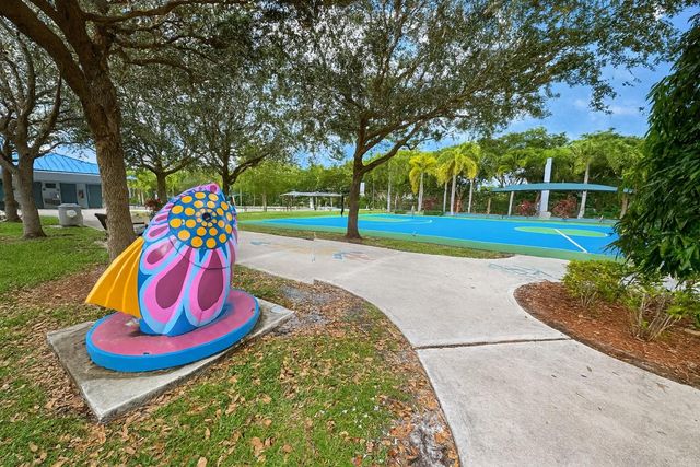 3980 Oaks Clubhouse Dr 505, Pompano Beach, FL 33069