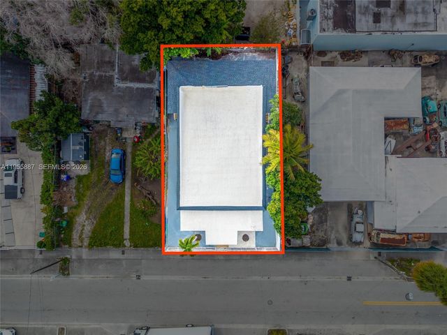 1648 NW 33rd St, Miami, FL 33142