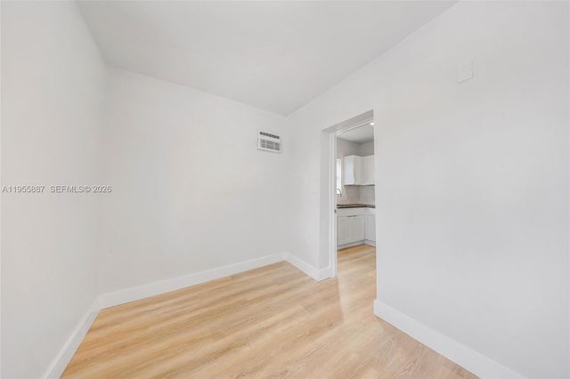 1648 NW 33rd St, Miami, FL 33142