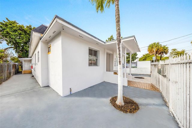 1648 NW 33rd St, Miami, FL 33142