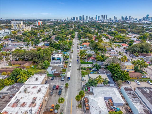1648 NW 33rd St, Miami, FL 33142