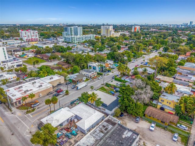 1648 NW 33rd St, Miami, FL 33142