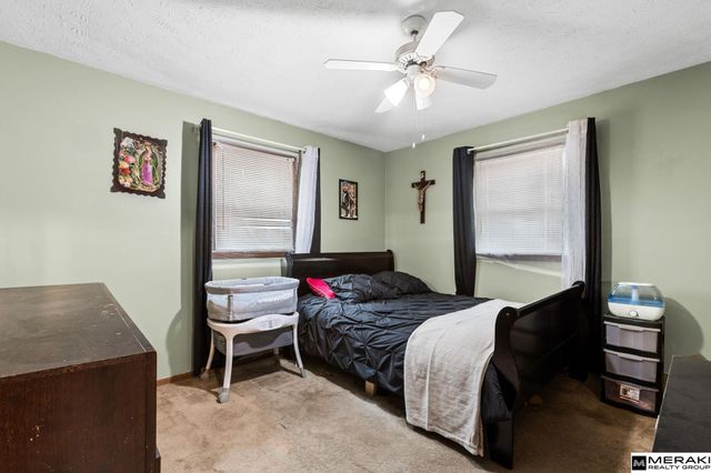 8205 Walnut Lane, Omaha, NE 68127