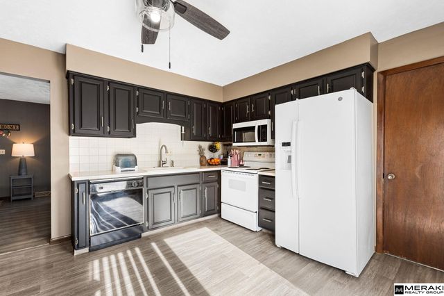 8205 Walnut Lane, Omaha, NE 68127