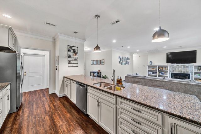 4851 Colonial AVE, Roanoke, VA 24018