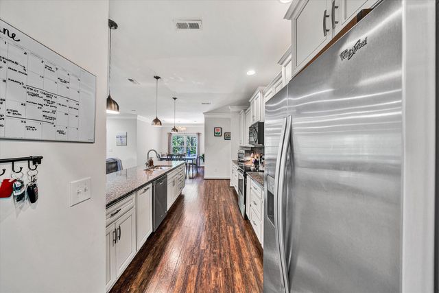 4851 Colonial AVE, Roanoke, VA 24018