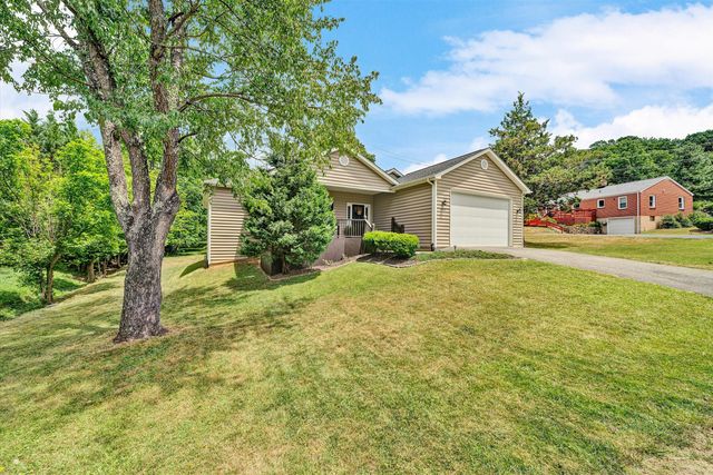 4851 Colonial AVE, Roanoke, VA 24018