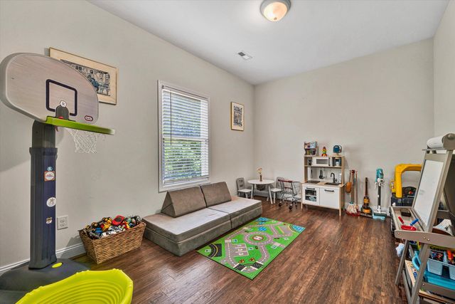 4851 Colonial AVE, Roanoke, VA 24018