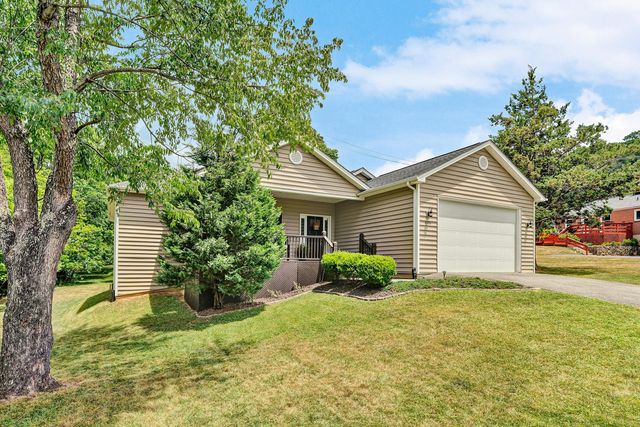 4851 Colonial AVE, Roanoke, VA 24018