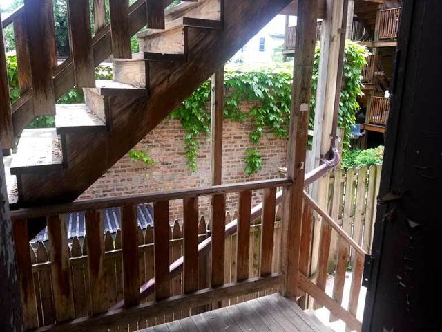 7514 N Hoyne Avenue A, Chicago, IL 60645