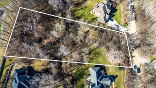 0000 Howard, Farmington Hills, MI 48335